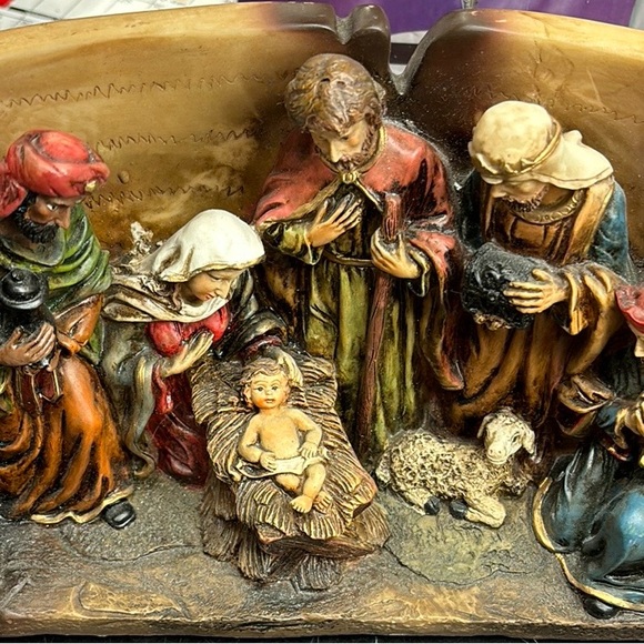 Christmas Nativity ornament. - Picture 3 of 3